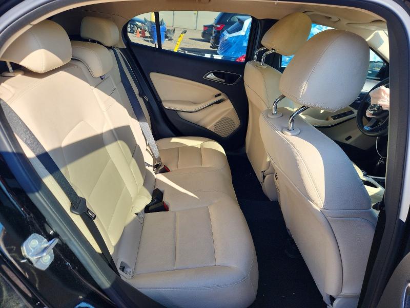 50705506 :رقم المزاد ، WDCTG4GB0JJ486421 vin ، 2018 Mercedes-benz Gla مزاد بيع