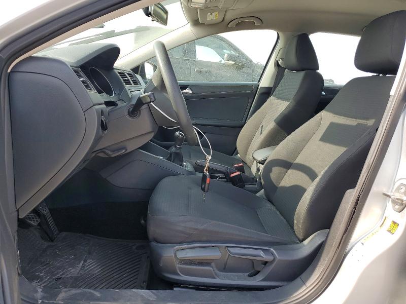 51560786 :رقم المزاد ، 3VW167AJ8GM295842 vin ، 2016 Volkswagen Jetta مزاد بيع
