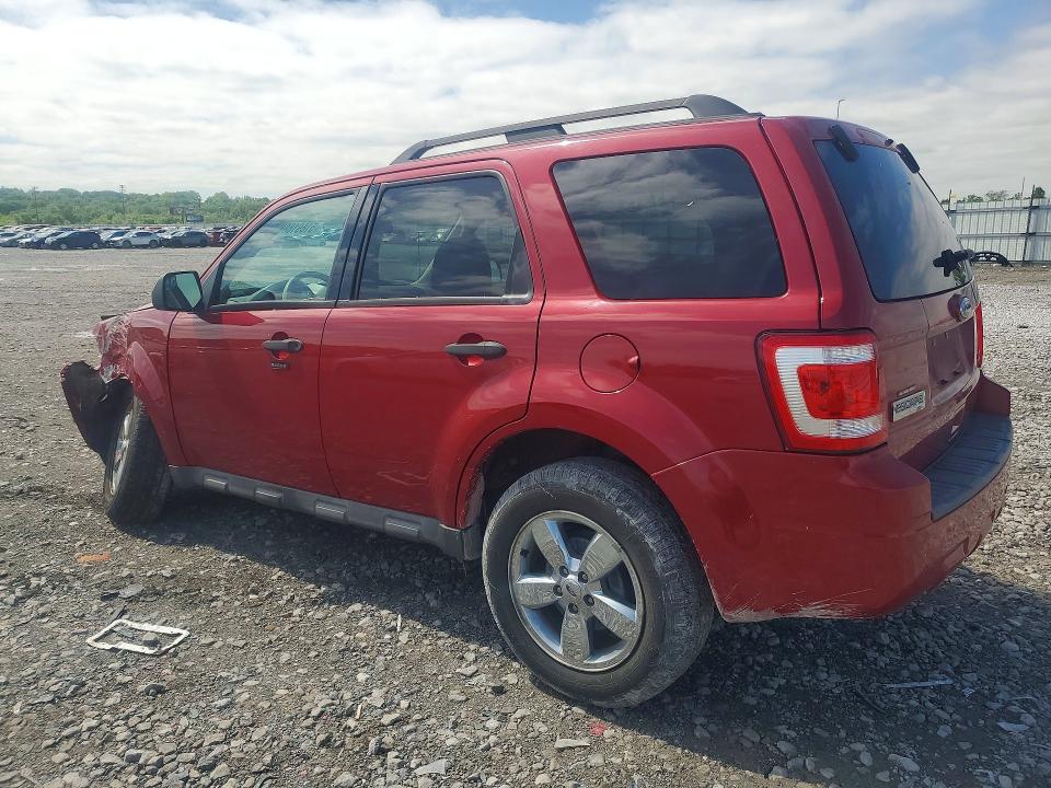 51691886 :رقم المزاد ، 1FMCU0DG4AKB81467 vin ، 2010 Ford Escape مزاد بيع