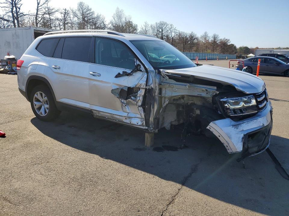 Продажа на аукционе авто 2018 Volkswagen Atlas, vin: 1V2MR2CA3JC532493, номер лота: 50786036