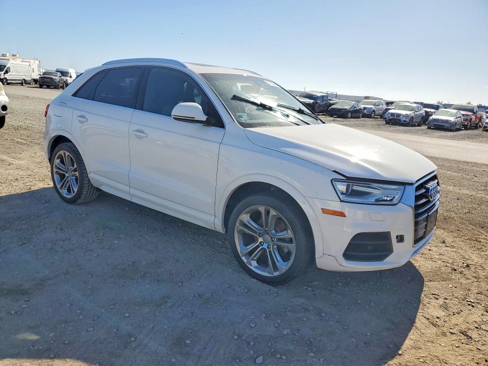 51185696 :رقم المزاد ، WA1BFCFSXGR011394 vin ، 2016 Audi Q3 مزاد بيع