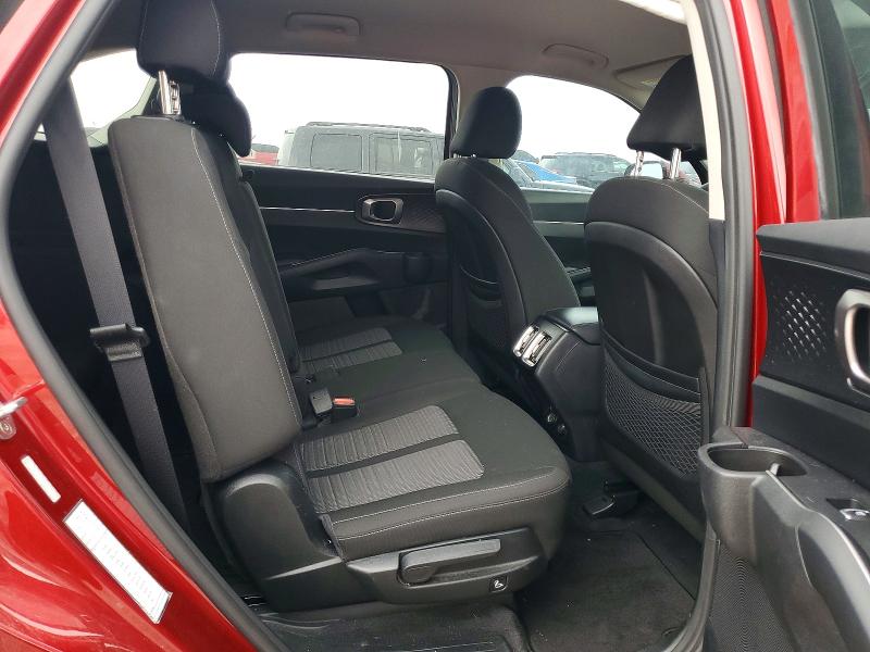 49758896 :رقم المزاد ، 5XYRG4LC3MG018881 vin ، 2021 Kia Sorento مزاد بيع