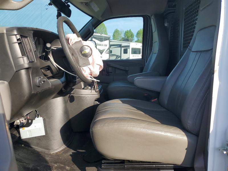 48471336 :رقم المزاد ، 1GCWGAFP5S1210283 vin ، 2025 Chevrolet Express 2500 مزاد بيع
