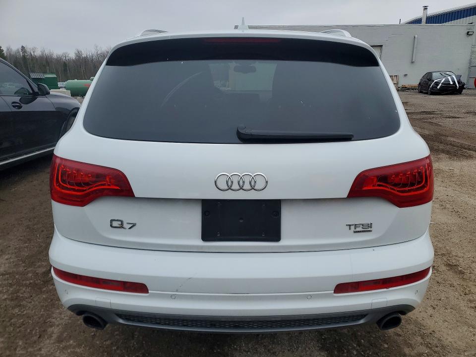 48461456 :رقم المزاد ، WA1WGCFE3FD014349 vin ، 2015 Audi Q7 مزاد بيع