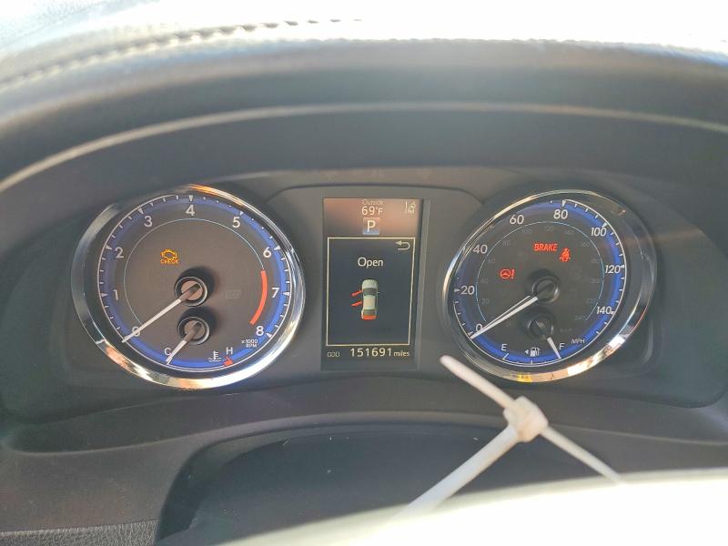 Продажа на аукционе авто 2017 Toyota Corolla, vin: 5YFBURHE8HP676053, номер лота: 49965116