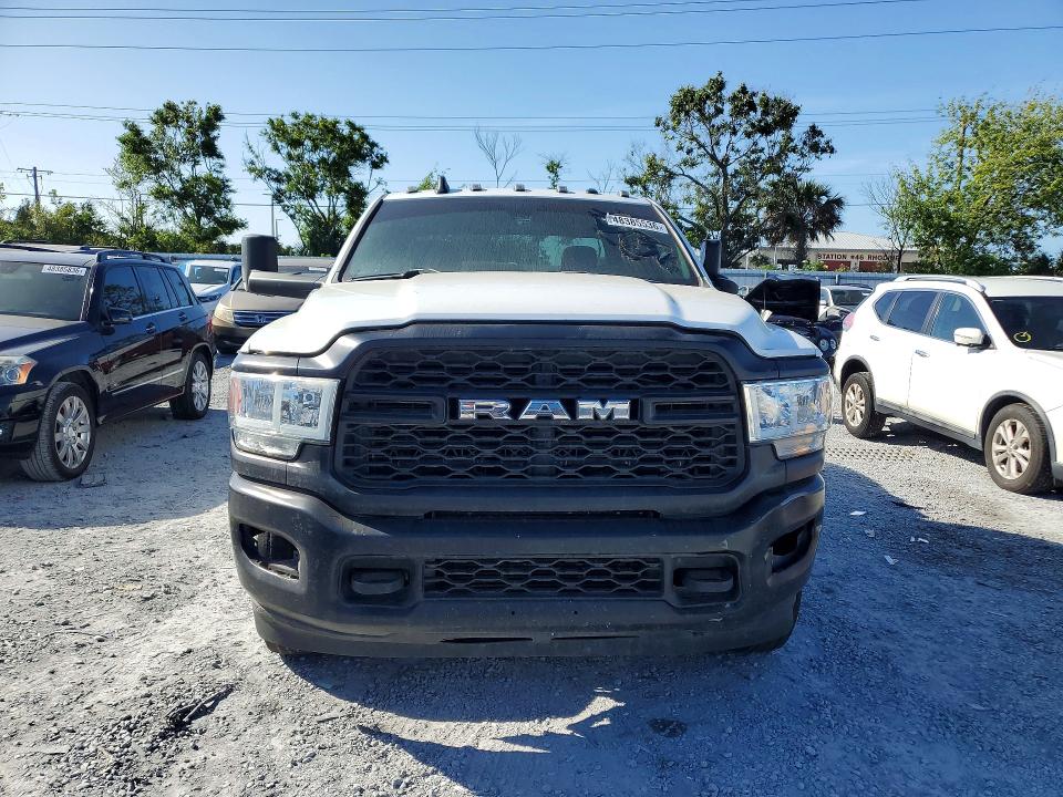 Продажа на аукционе авто 2022 Ram 3500, vin: 3C63RRGL7NG359170, номер лота: 48385536