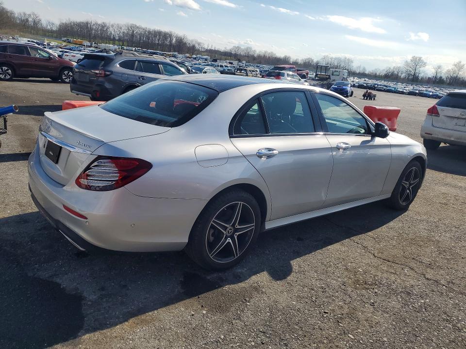 Продажа на аукционе авто 2018 Mercedes-benz E, vin: WDDZF4KB7JA360542, номер лота: 48390916