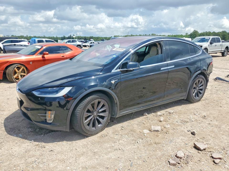 Продажа на аукционе авто 2018 Tesla Model X, vin: 5YJXCBE29JF136366, номер лота: 50615356