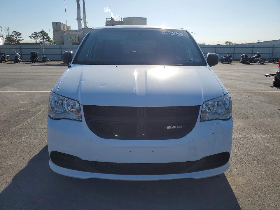 49441606 :رقم المزاد ، 2C4JRGAG4FR679767 vin ، 2015 Ram Tradesman مزاد بيع