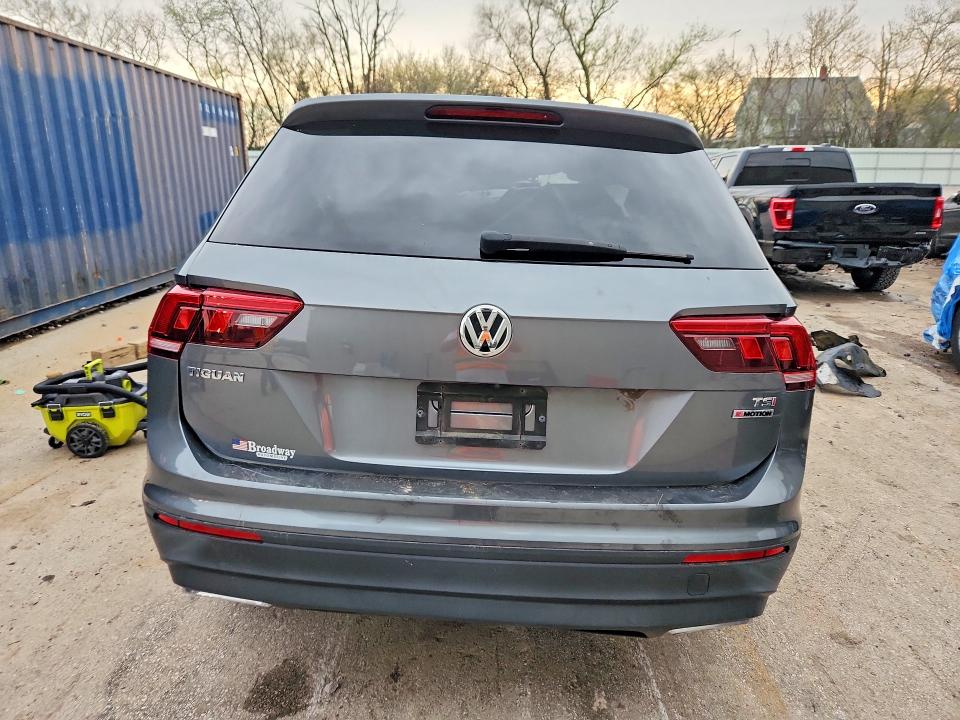 Aukcja sprzedaży 2018 Volkswagen Tiguan, vin: 3VV0B7AX9JM158304, numer aukcji: 50465376