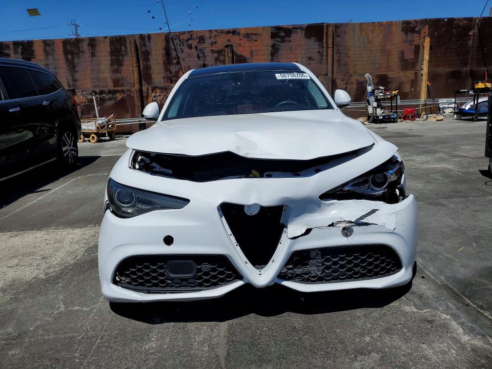Aukcja sprzedaży 2017 Alfa Romeo Giulia, vin: ZARFAECN6H7552025, numer aukcji: 50758206