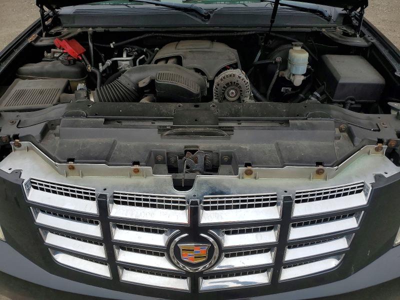 49610226 :رقم المزاد ، 1GYS4AEF6BR324031 vin ، 2011 Cadillac Escalade مزاد بيع