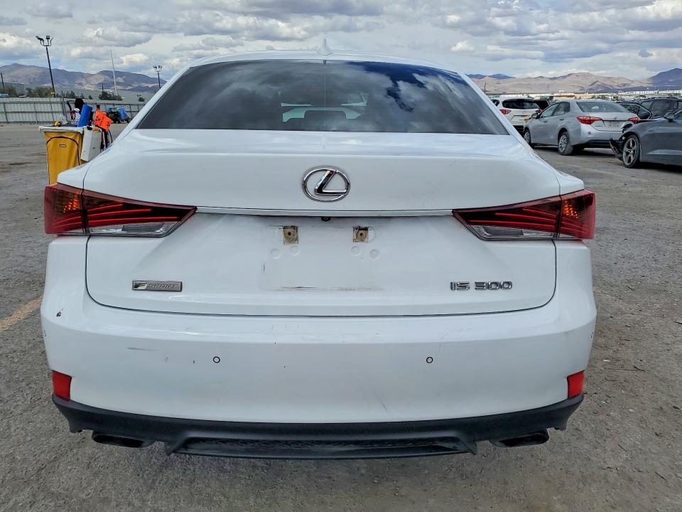 50627136 :رقم المزاد ، JTHBA1D26K5097913 vin ، 2019 Lexus Is مزاد بيع