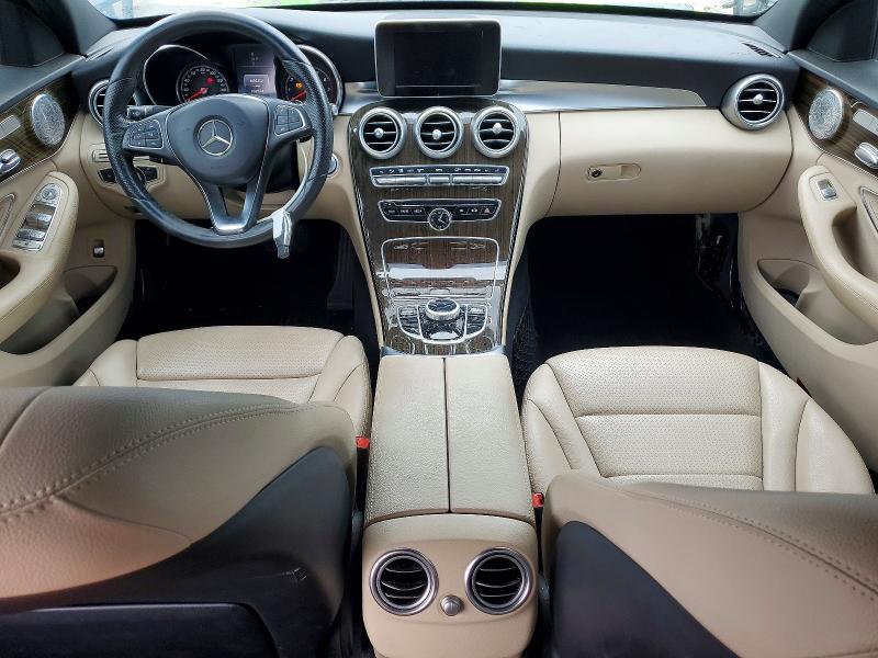 49086206 :رقم المزاد ، 55SWF4KB8JU242678 vin ، 2018 Mercedes-benz C مزاد بيع