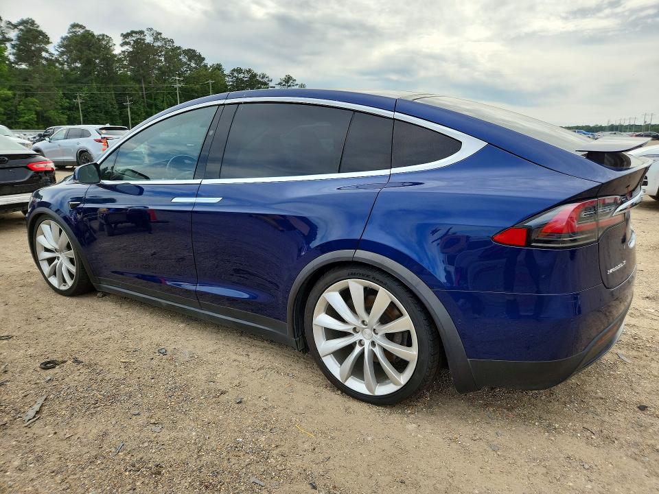 Продаж на аукціоні авто 2017 Tesla Model X, vin: 5YJXCBE20HF039616, номер лоту: 50606256