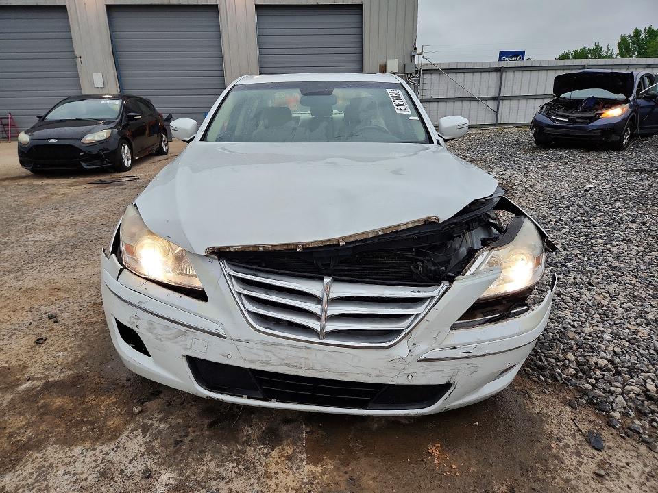 Продажа на аукционе авто 2011 Hyundai Genesis, vin: KMHGC4DF2BU139615, номер лота: 51676026