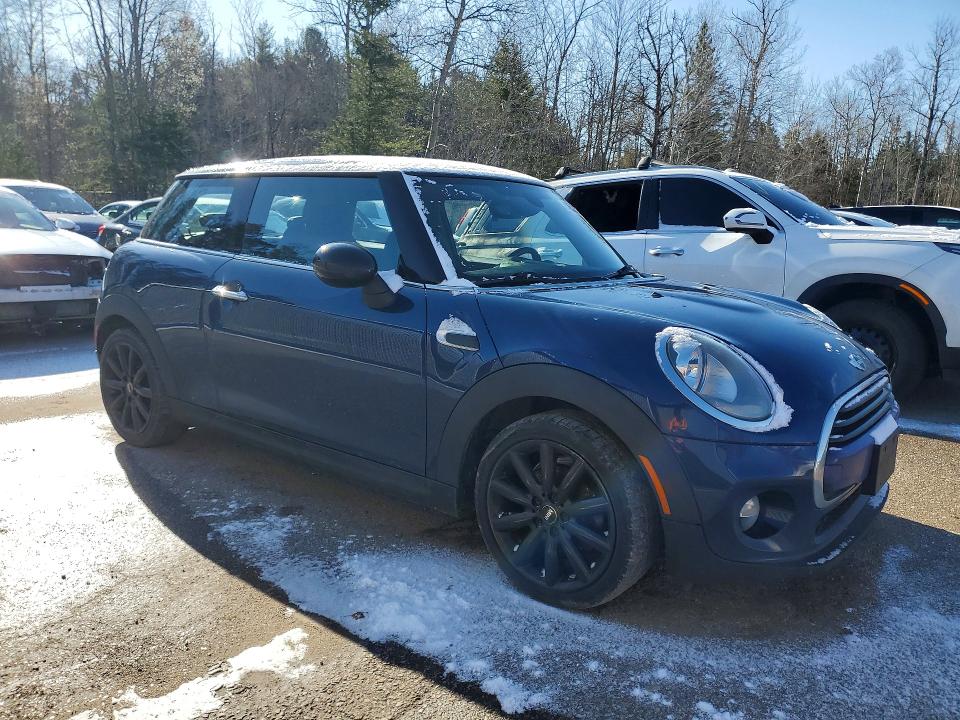 2016 Mini Cooper მანქანა იყიდება აუქციონზე, vin: WMWXP5C55GT740115, აუქციონის ნომერი: 48537236