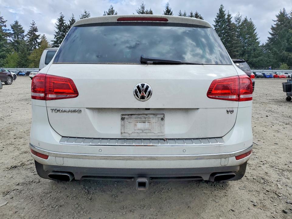 Aukcja sprzedaży 2016 Volkswagen Touareg, vin: WVGEF9BP9GD010835, numer aukcji: 51115086