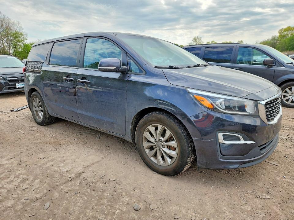50761776 :رقم المزاد ، KNDMB5C14K6526645 vin ، 2019 Kia Sedona مزاد بيع