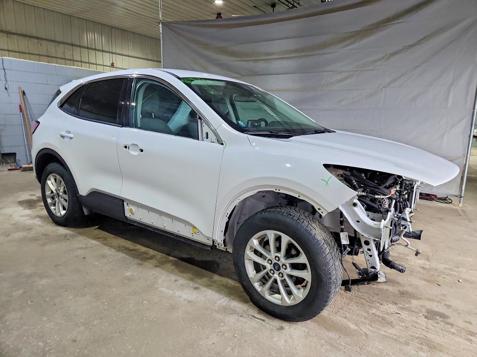 2021 Ford Escape მანქანა იყიდება აუქციონზე, vin: 1FMCU9G61MUA26696, აუქციონის ნომერი: 50096546