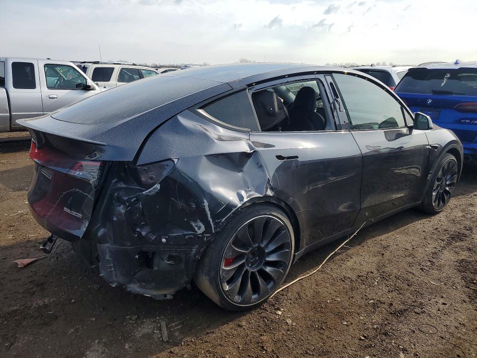 Продаж на аукціоні авто 2024 Tesla Model Y, vin: 7SAYGDEF0RF181749, номер лоту: 47703126