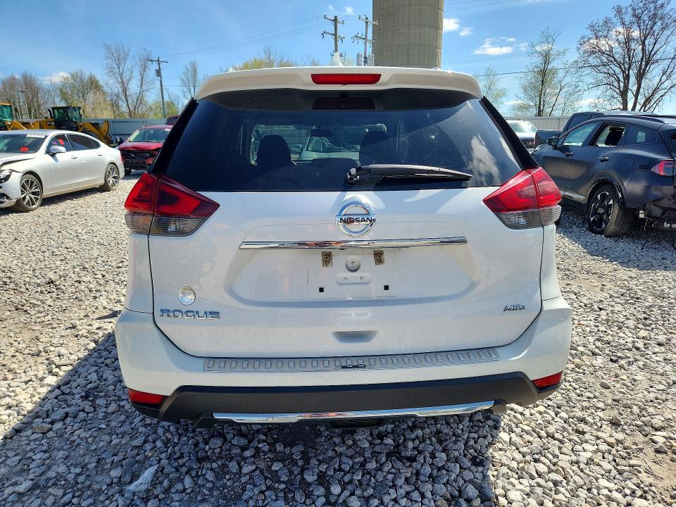 50751886 :رقم المزاد ، 5N1AT2MV1JC810780 vin ، 2018 Nissan Rogue مزاد بيع