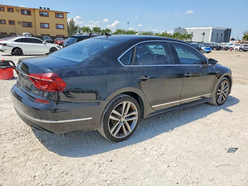 Продаж на аукціоні авто 2017 Volkswagen Passat, vin: 1VWDT7A33HC062476, номер лоту: 52051636
