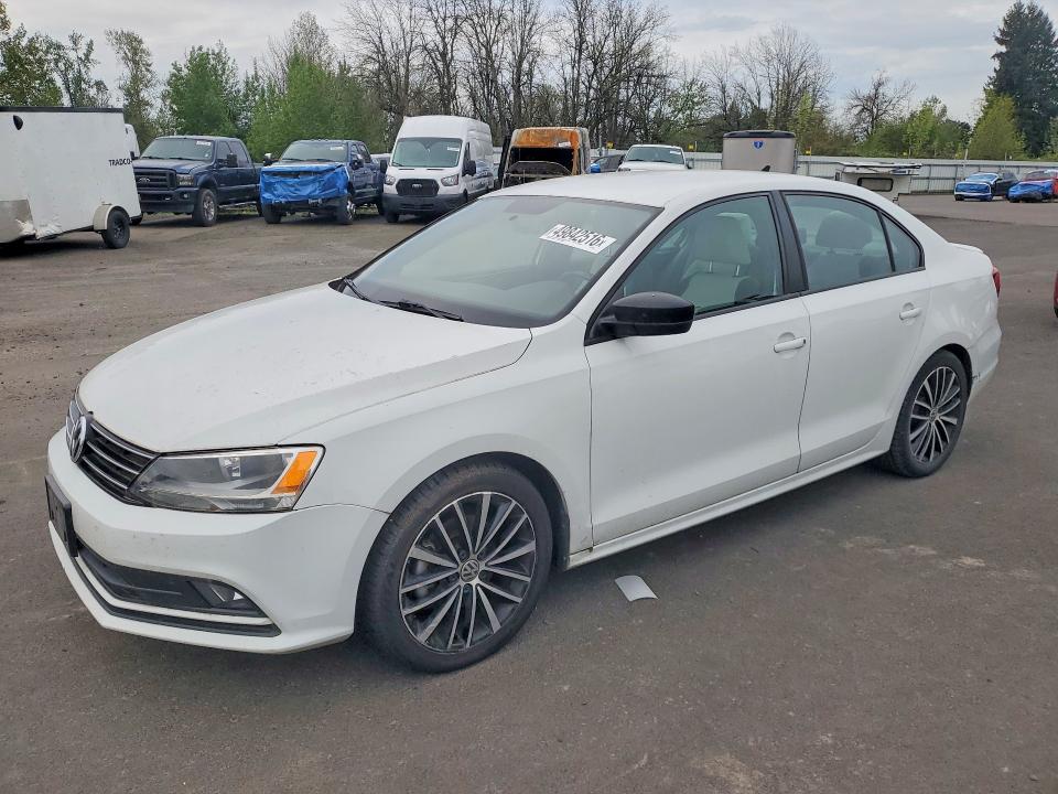 49842516 :رقم المزاد ، 3VWD17AJXFM346512 vin ، 2015 Volkswagen Jetta مزاد بيع