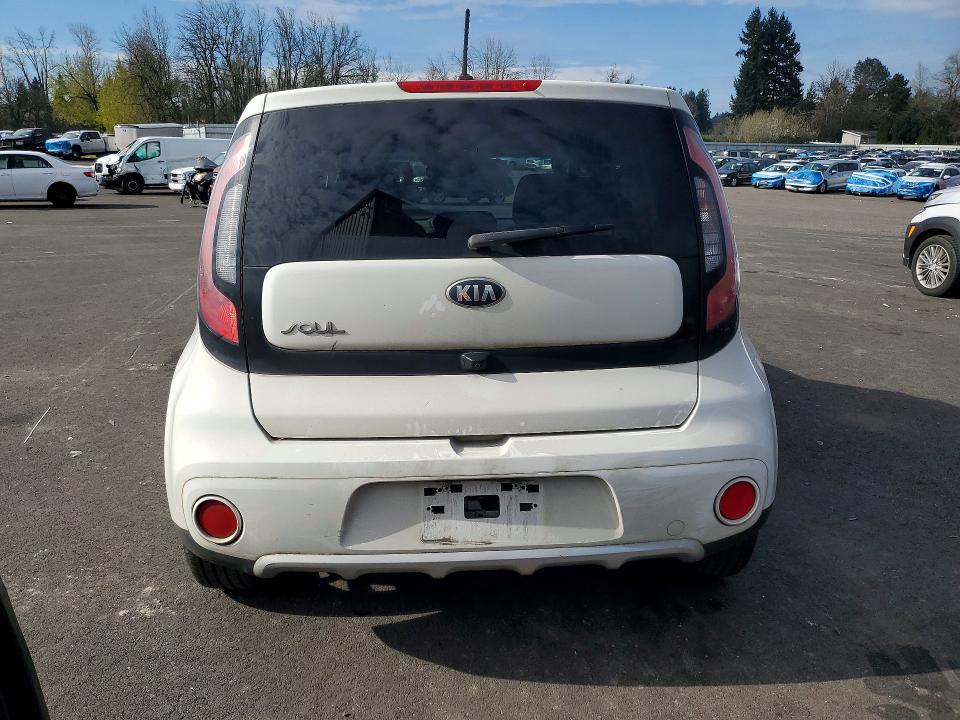 48824536 :رقم المزاد ، KNDJP3A58J7894933 vin ، 2018 Kia Soul مزاد بيع