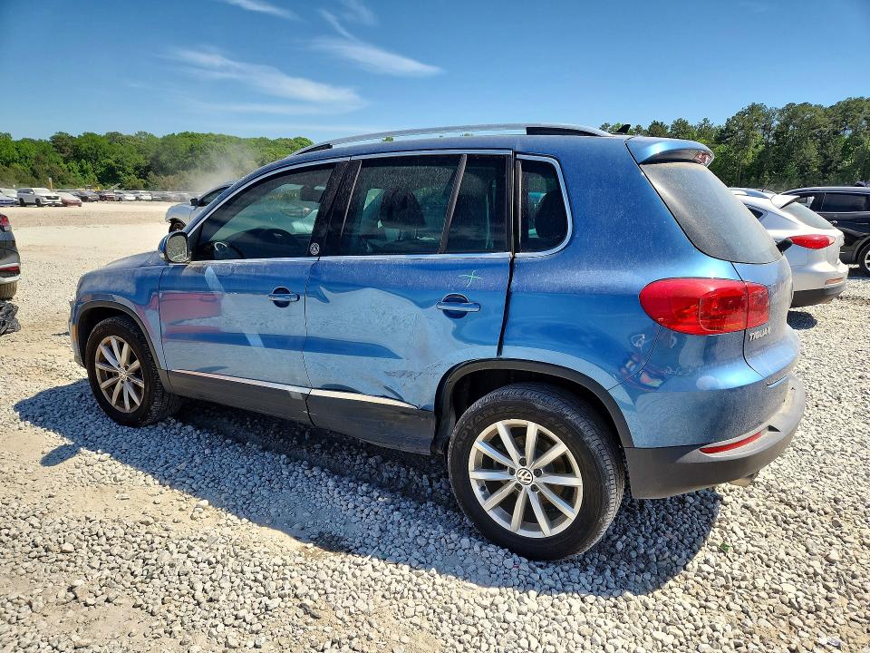 2017 Volkswagen Tiguan მანქანა იყიდება აუქციონზე, vin: WVGRV7AX9HW501244, აუქციონის ნომერი: 50142196