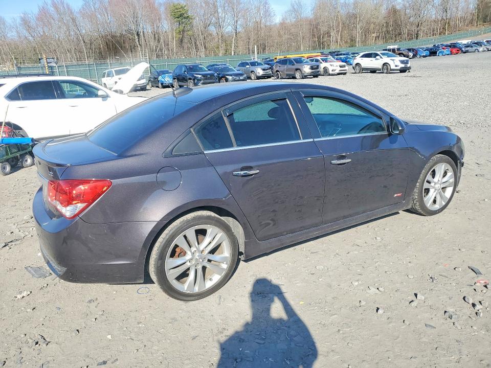48390936 :رقم المزاد ، 1G1PG5SB6F7299797 vin ، 2015 Chevrolet Cruze مزاد بيع