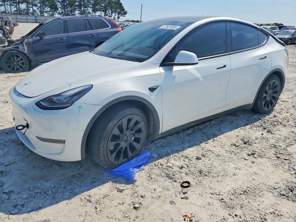 47537636 :رقم المزاد ، 7SAYGDEE5NF481465 vin ، 2022 Tesla Model  Y مزاد بيع