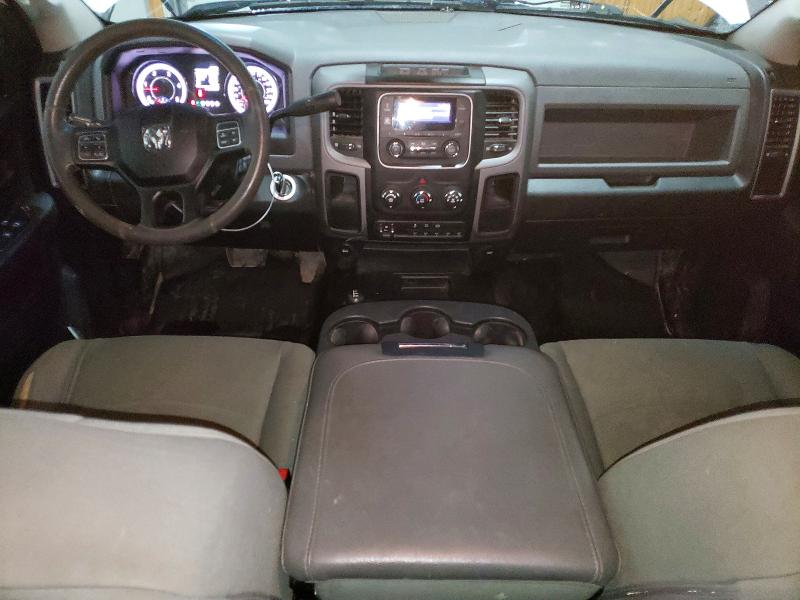 51900616 :رقم المزاد ، 3C6UR5HL6JG145244 vin ، 2018 Ram 2500 مزاد بيع