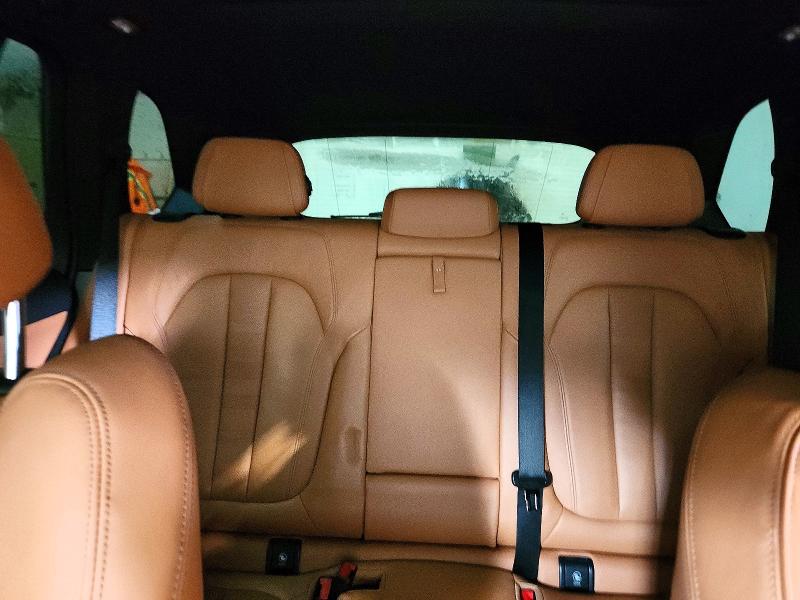 50143076 :رقم المزاد ، 5UXCR6C04M9G41267 vin ، 2021 Bmw X5 مزاد بيع