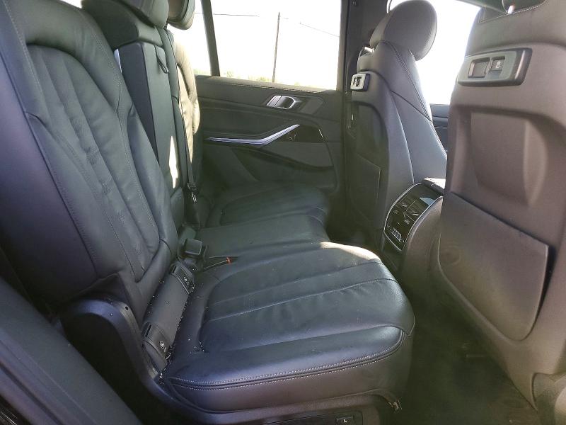 50575826 :رقم المزاد ، 5UXCR6C09M9F73306 vin ، 2021 Bmw X5 مزاد بيع