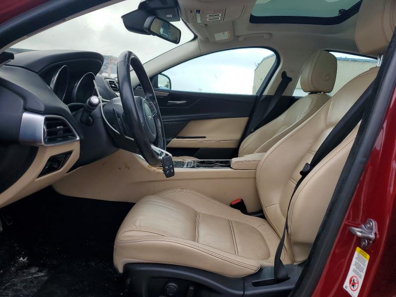 49593376 :رقم المزاد ، SAJAE4BG1HA969756 vin ، 2017 Jaguar Xe مزاد بيع