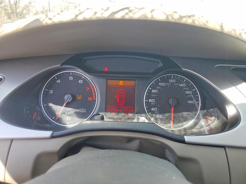 Продаж на аукціоні авто 2011 Audi A4, vin: WAUAFAFL6BN033680, номер лоту: 48687776