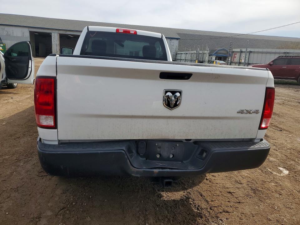 50322596 :رقم المزاد ، 3C6JR7DG7GG302585 vin ، 2016 Ram 1500 مزاد بيع