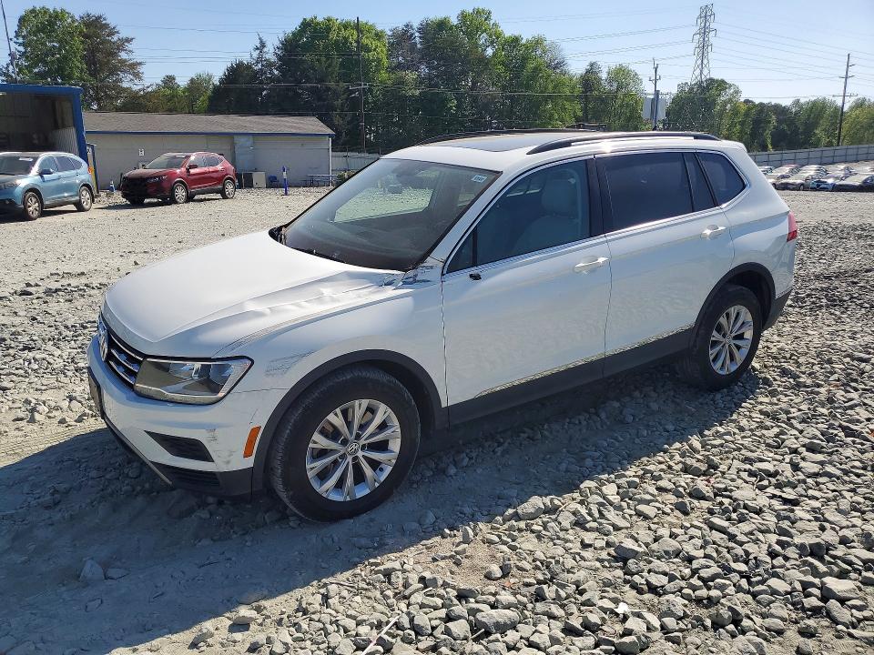 2018 Volkswagen Tiguan მანქანა იყიდება აუქციონზე, vin: 3VV2B7AX1JM138847, აუქციონის ნომერი: 49843186