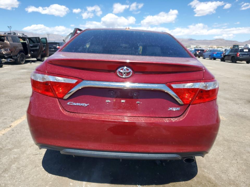 48996756 :رقم المزاد ، 4T1BF1FK0HU698759 vin ، 2017 Toyota Camry مزاد بيع