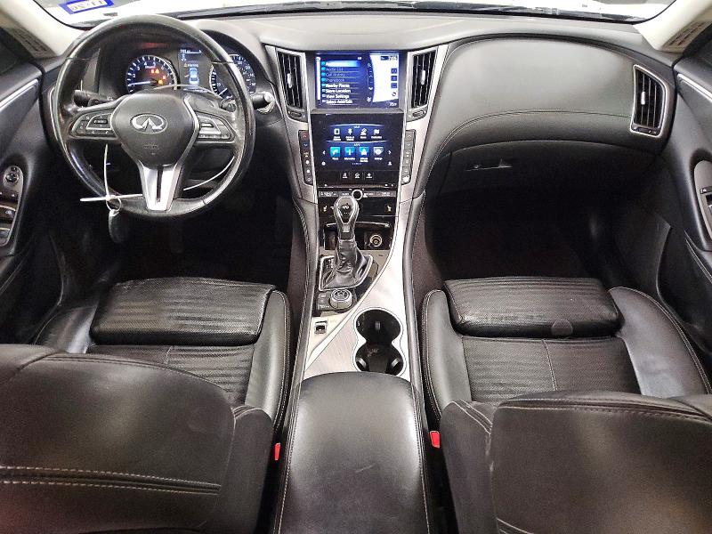 48180456 :رقم المزاد ، JN1EV7AP2JM355423 vin ، 2018 Infiniti Q50 مزاد بيع