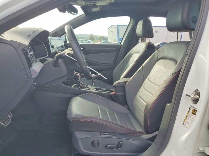 Продажа на аукционе авто 2025 Volkswagen Jetta, vin: 3VW2T7BU9SM031818, номер лота: 49152566