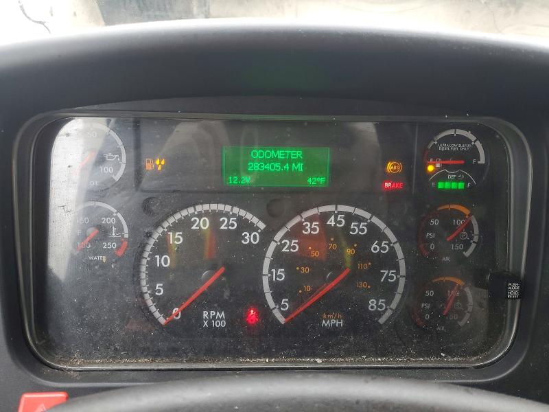 47956046 :رقم المزاد ، 1FVACWFB9JHJN7850 vin ، 2018 Freigliner M2 مزاد بيع