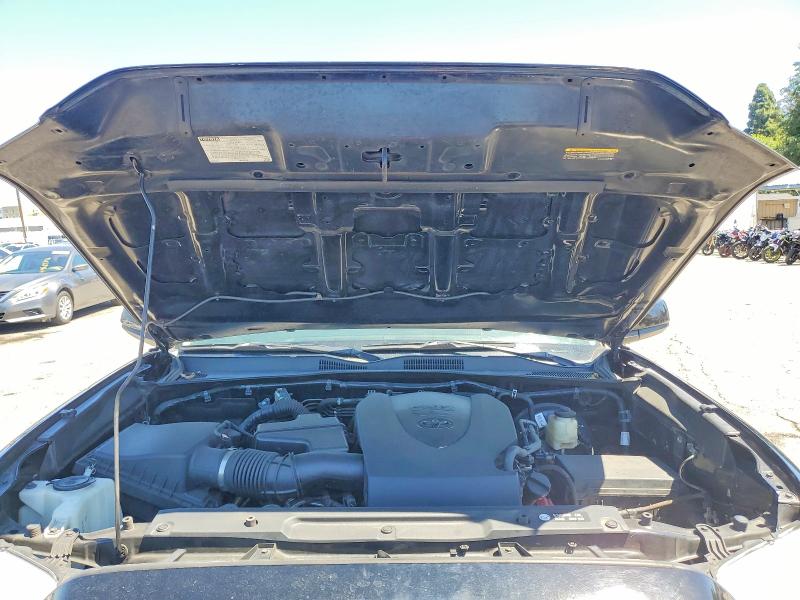 48851916 :رقم المزاد ، 5TFBZ5DN6HX003621 vin ، 2017 Toyota Tacoma مزاد بيع