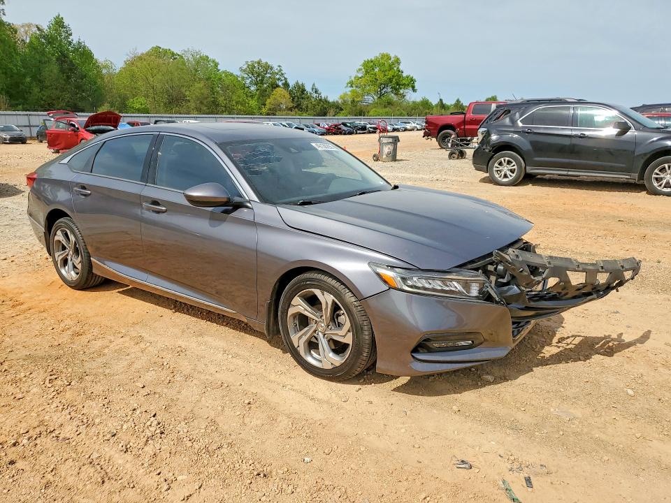 Продаж на аукціоні авто 2018 Honda Accord, vin: 1HGCV1F44JA092385, номер лоту: 49130296