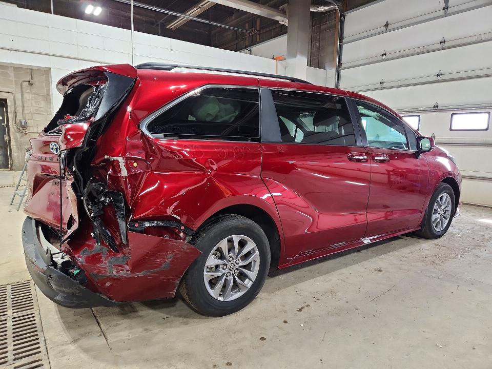 Продажа на аукционе авто 2025 Toyota Sienna, vin: 5TDJSKFC8SS205870, номер лота: 49245166