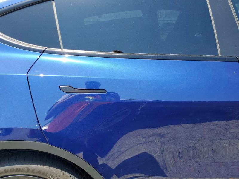 Продажа на аукционе авто 2024 Tesla Model Y, vin: 7SAYGDEE9RF025927, номер лота: 51626166
