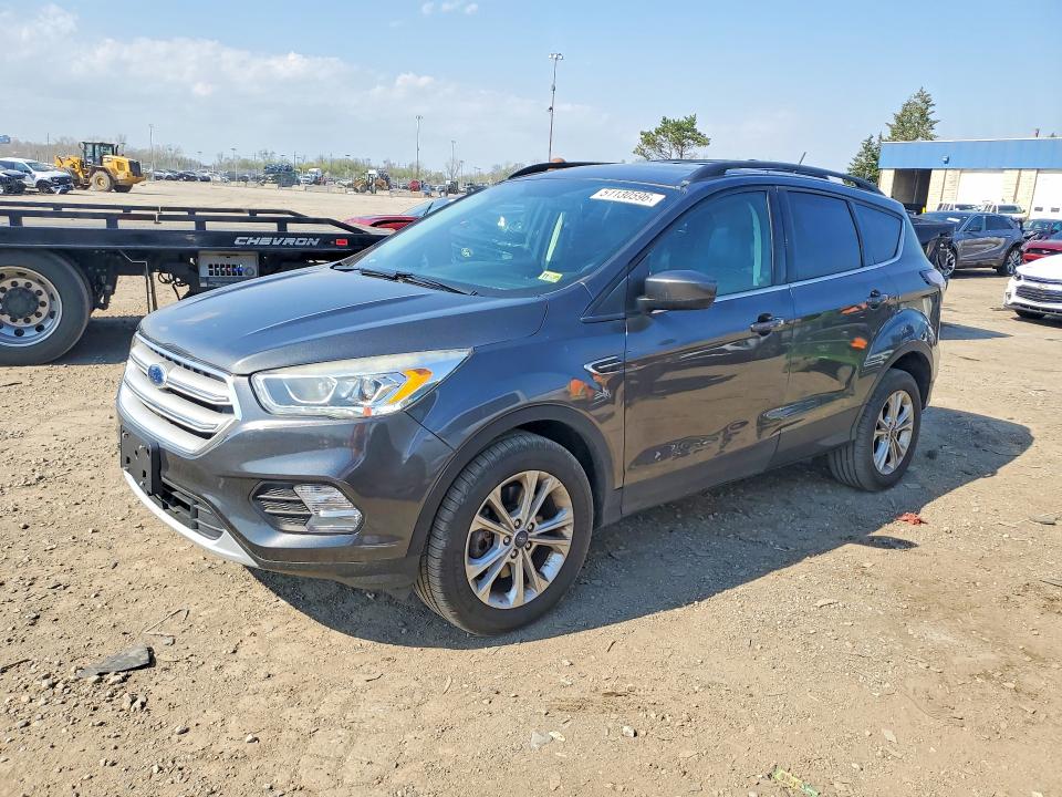 2018 Ford Escape მანქანა იყიდება აუქციონზე, vin: 1FMCU9HD3JUA33738, აუქციონის ნომერი: 51130596