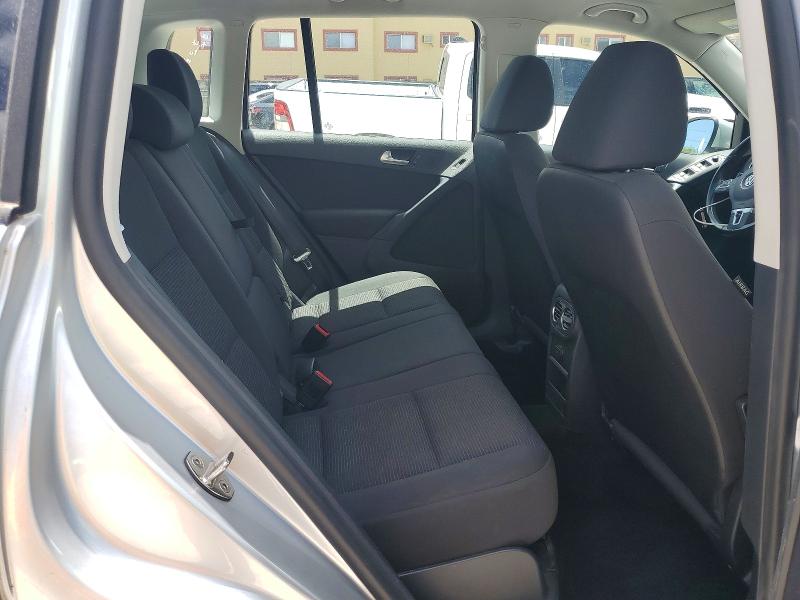 2018 Volkswagen Tiguan Limited მანქანა იყიდება აუქციონზე, vin: WVGBV7AX6JK000164, აუქციონის ნომერი: 50324146