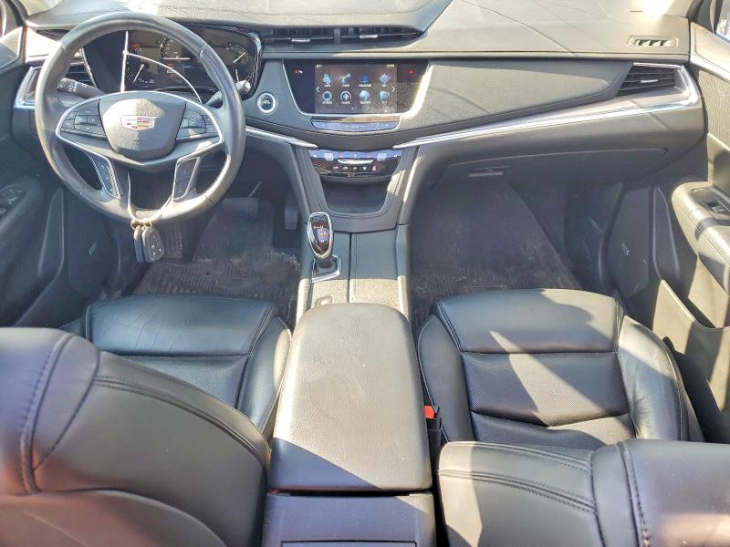 50257476 :رقم المزاد ، 1GYKNDRS3JZ135096 vin ، 2018 Cadillac Xt5 مزاد بيع